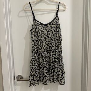 Forever 21 black & white floral mini dress